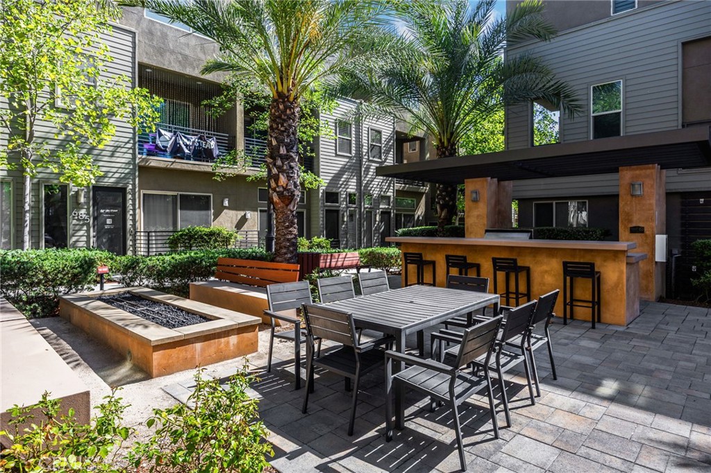 746 Farrier Way Upland, CA 91786 - Photo 3 of 45 a view of a dinning table and chairs in the patio