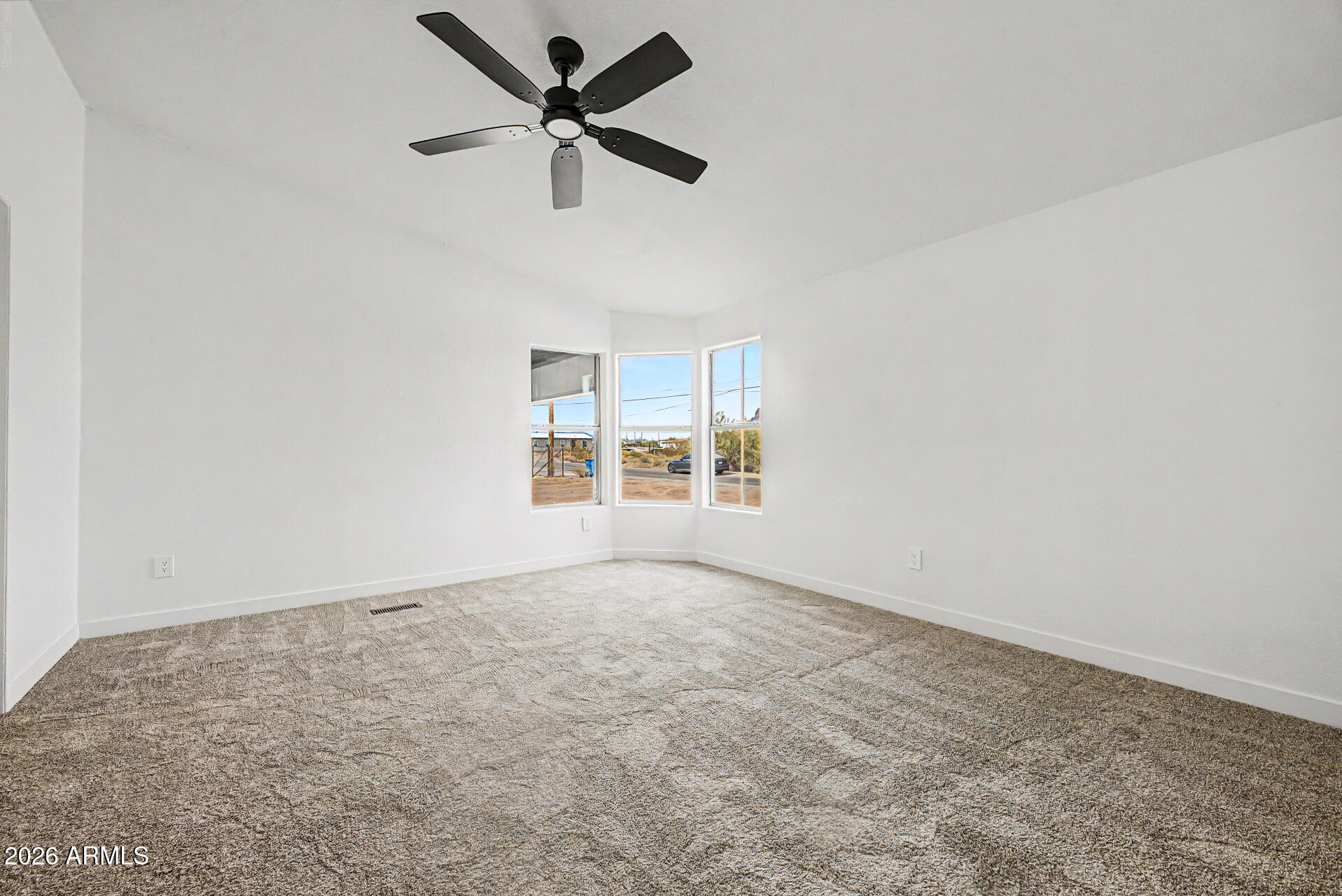1480 South Chaparral Road Apache Junction, AZ 85119 - Photo 17 of 39