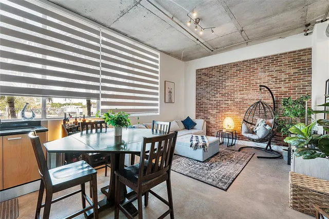 $349,900 | 2100 Van Buren Street, Unit 102, Hollywood, FL 33020