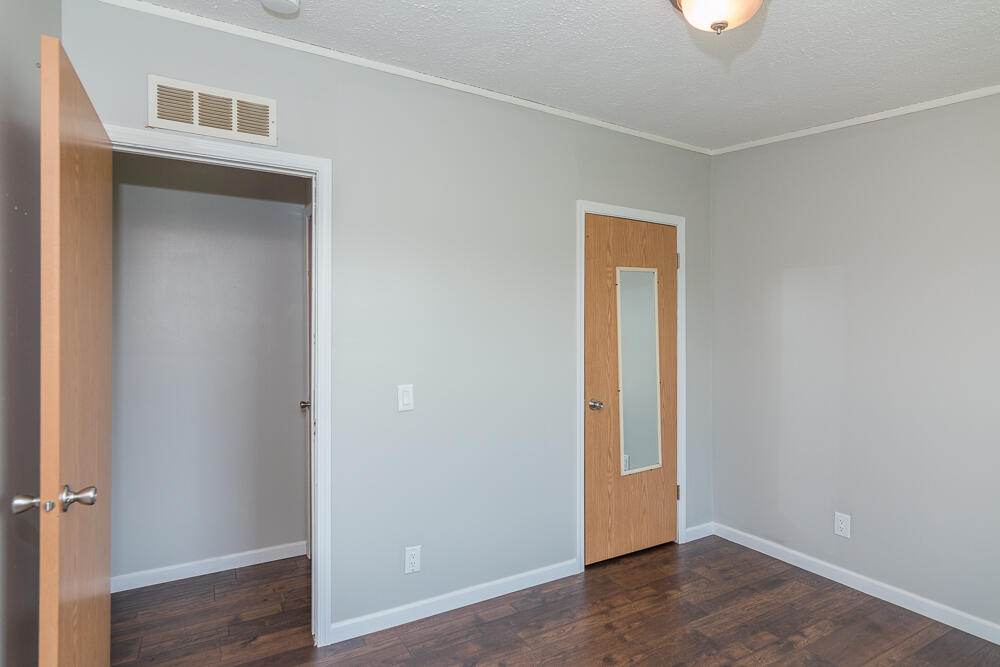53573 92nd Avenue Decatur, MI 49045 - Photo 24 of 36 SE Bedroom a