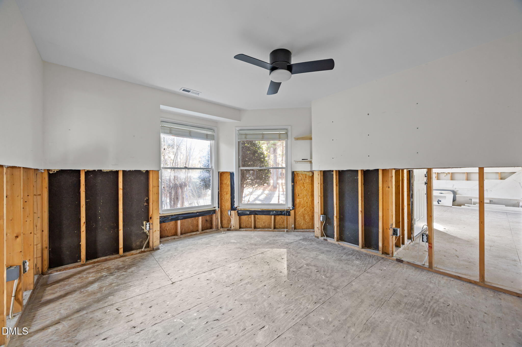 105 Riverbirch Point Carrboro, NC 27510 - Photo 13 of 32 a view of an empty room with a window