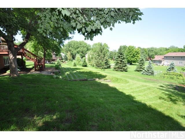 4546 Oak Chase Road Eagan, MN 55123 - Photo 17 of 18 Gallery Image 17
