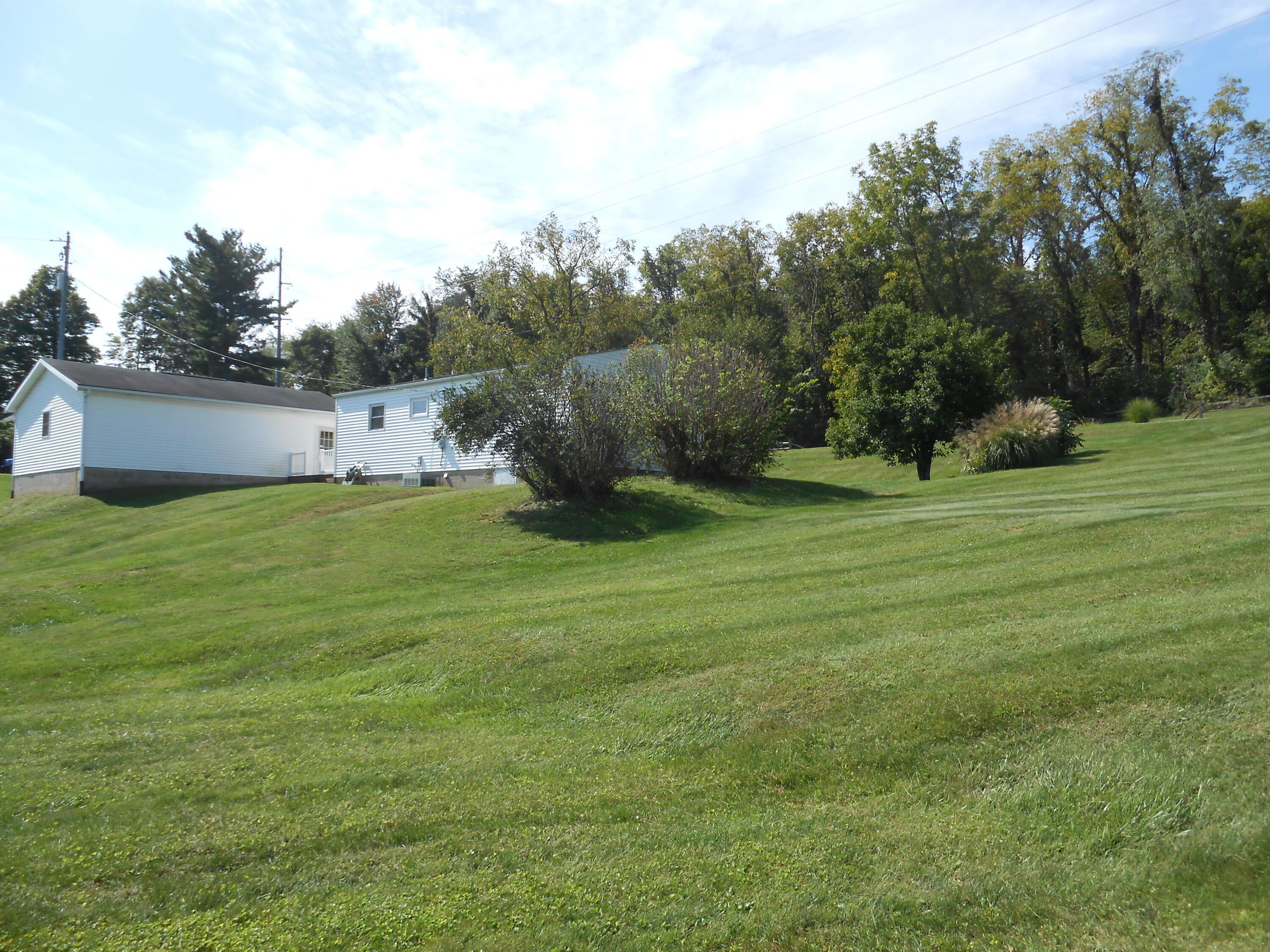7077 Fairmount Road Newark, OH 43056 - Photo 23 of 25 DSCN9557