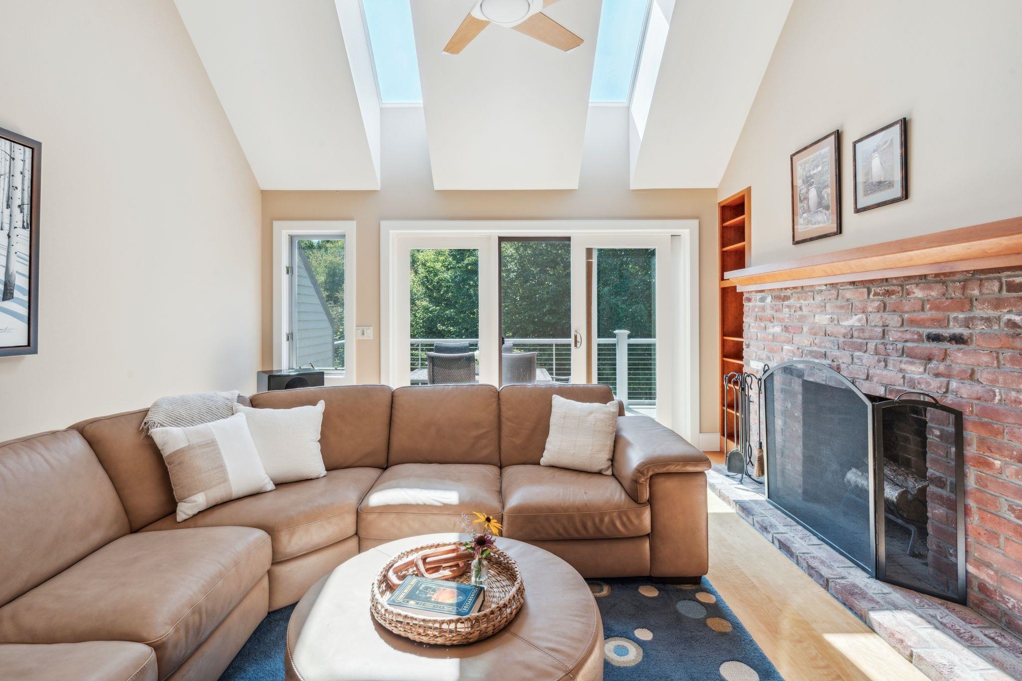 60 McLane Road, Unit 33 Stowe, VT 05672 - Photo 8 of 44 Gallery Image 8