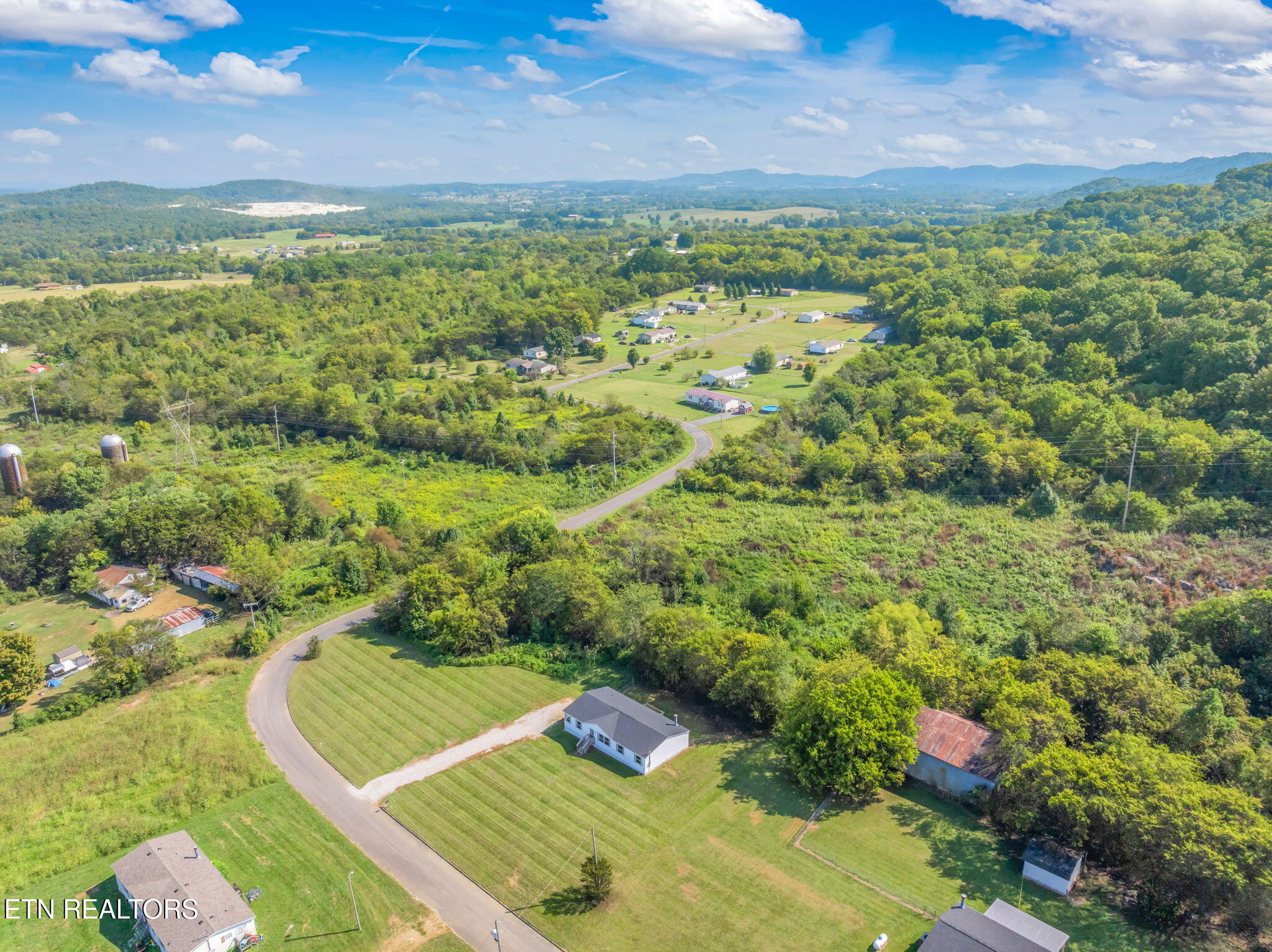 530 Farm Loop Road New Market, TN 37820 - Photo 37 of 40 50-web-or-mls-530 Farm Loop Rd-50
