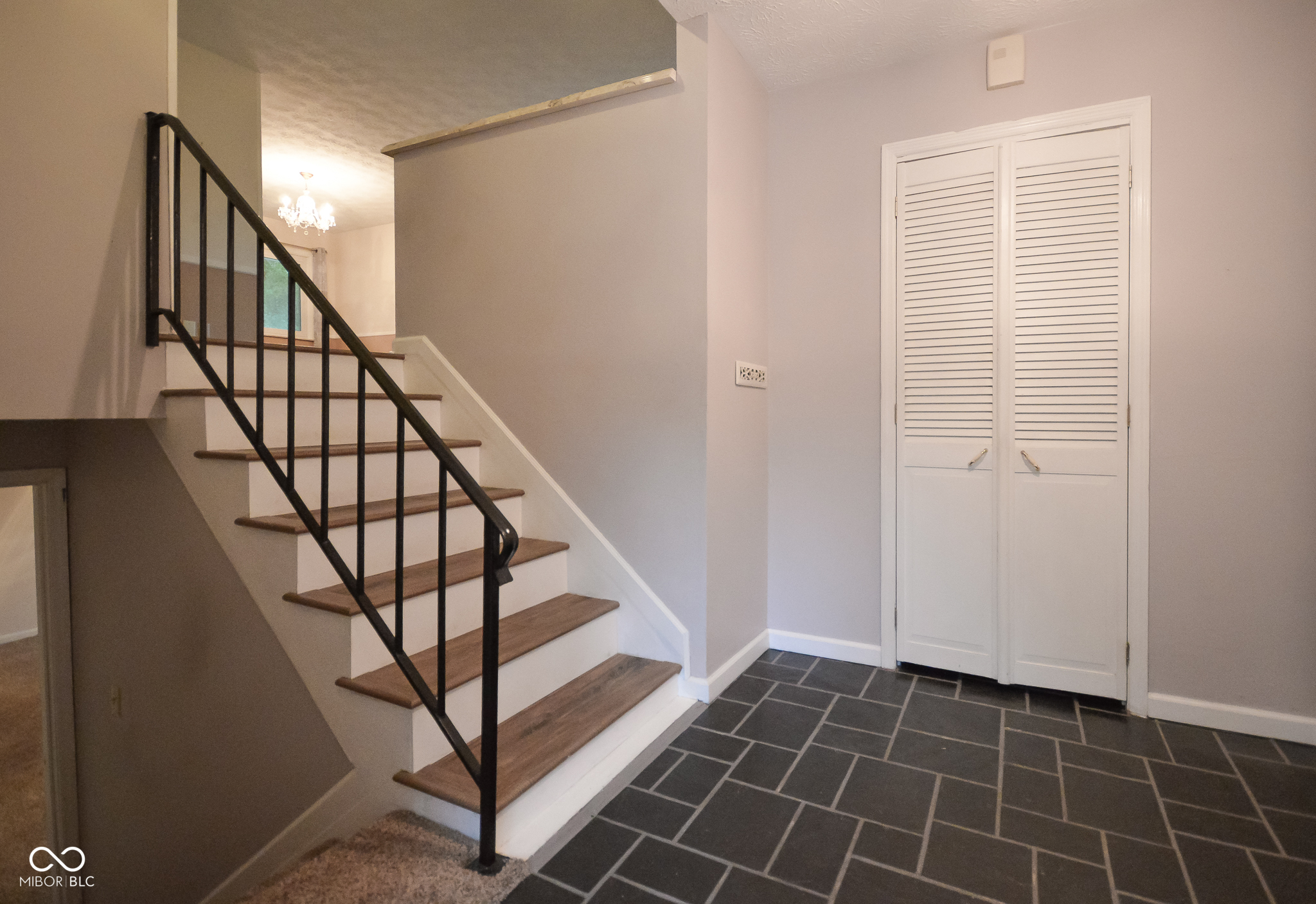 4022 East Stop 10 Road Indianapolis, IN 46237 - Photo 22 of 31