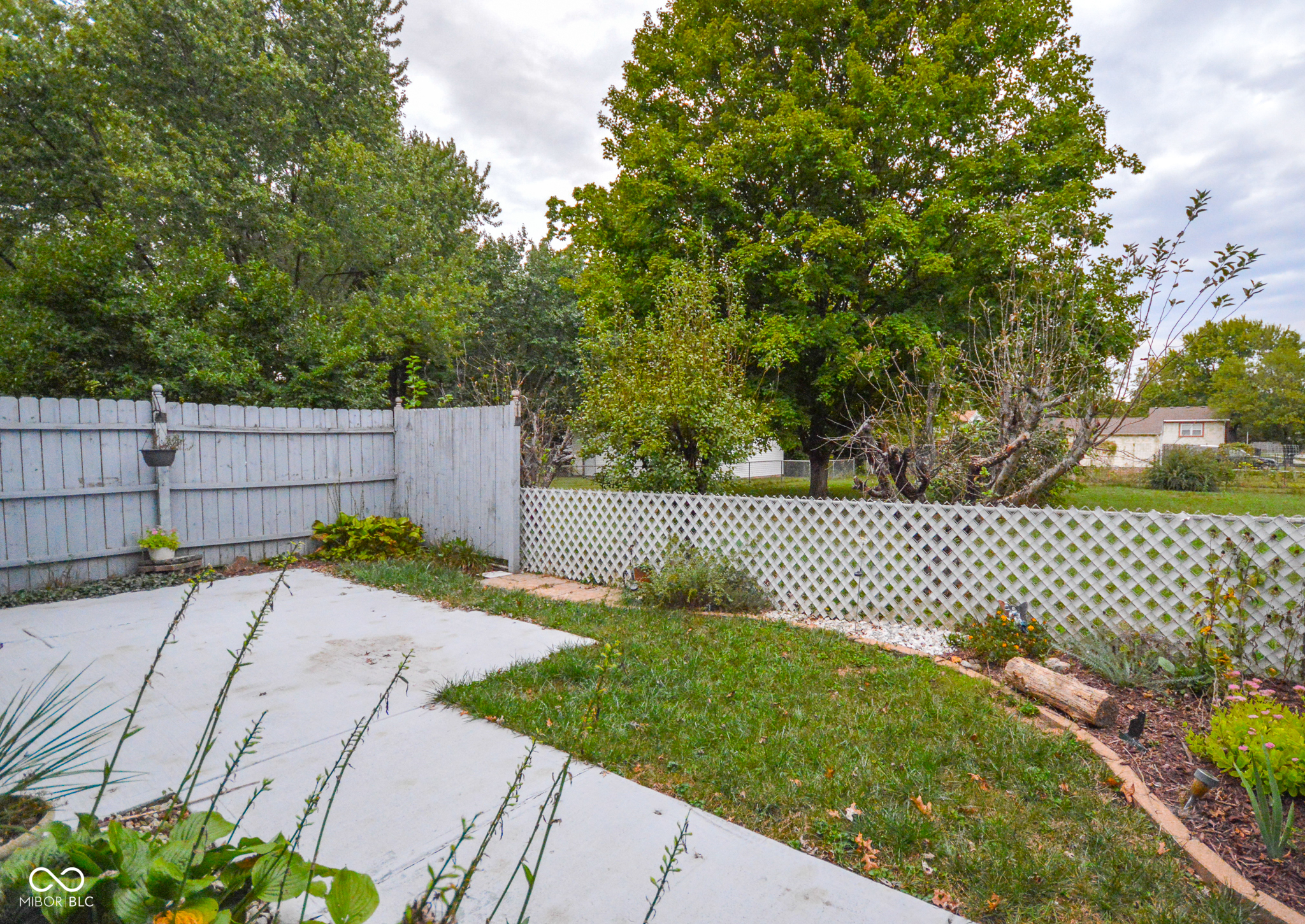 4022 East Stop 10 Road Indianapolis, IN 46237 - Photo 29 of 31