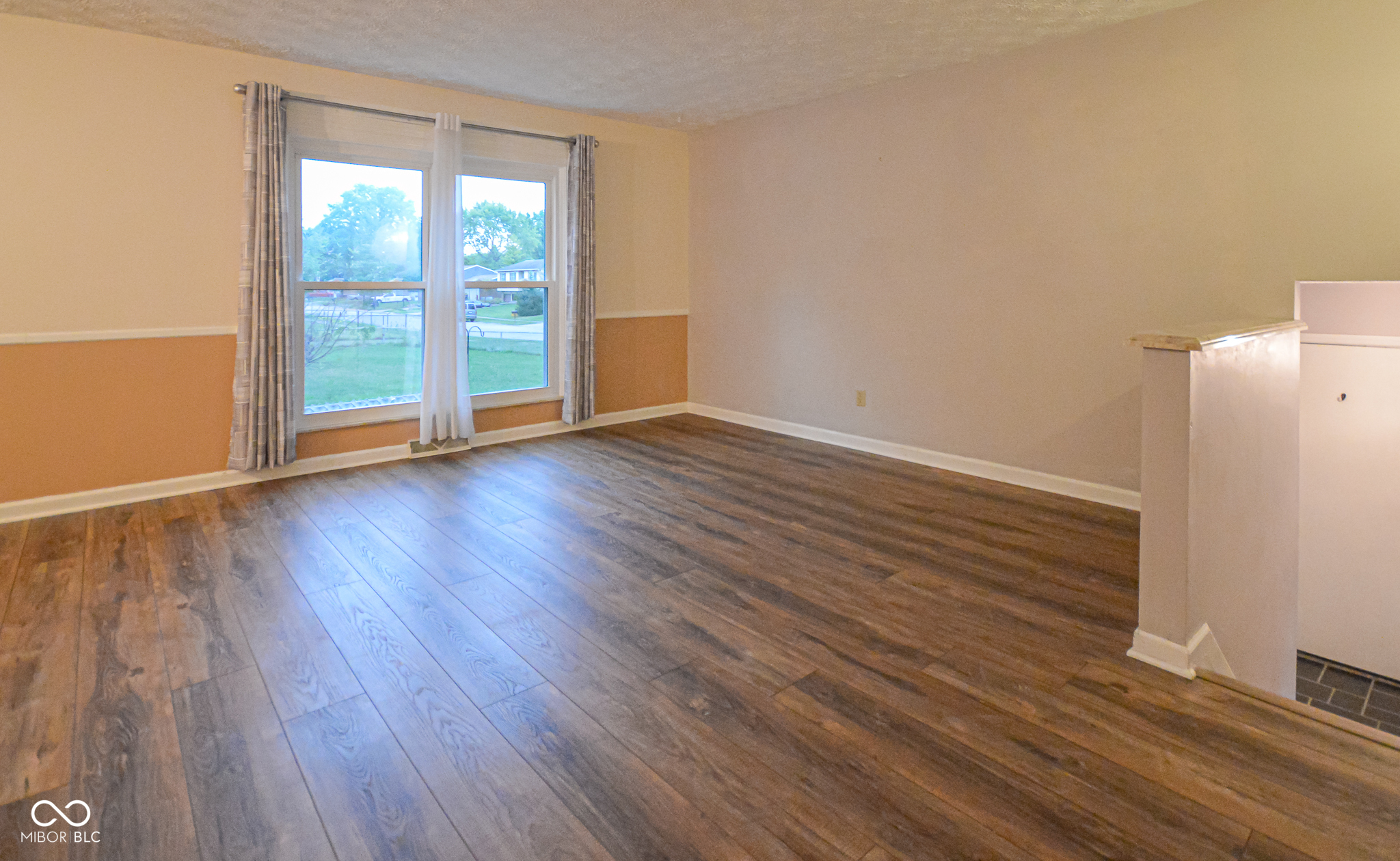 4022 East Stop 10 Road Indianapolis, IN 46237 - Photo 5 of 31