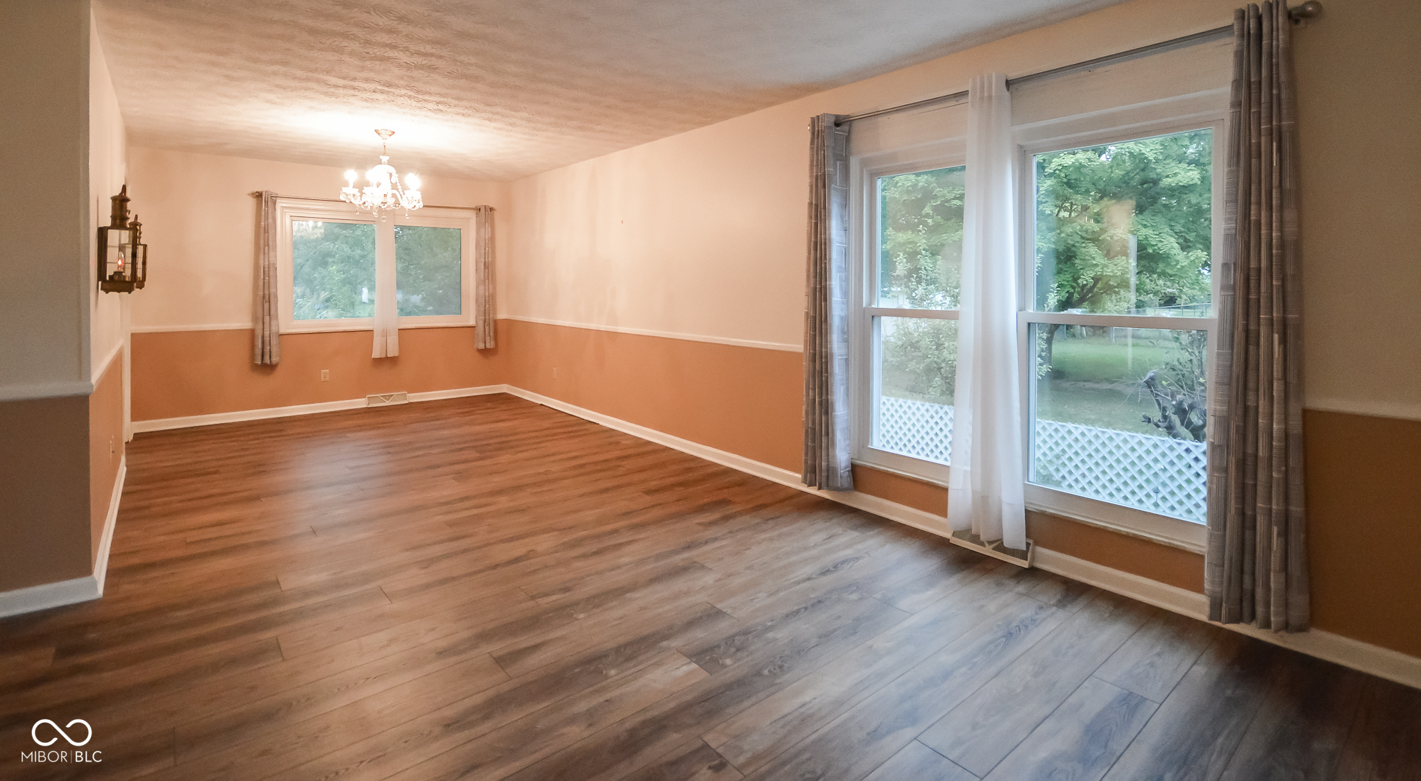 4022 East Stop 10 Road Indianapolis, IN 46237 - Photo 6 of 31