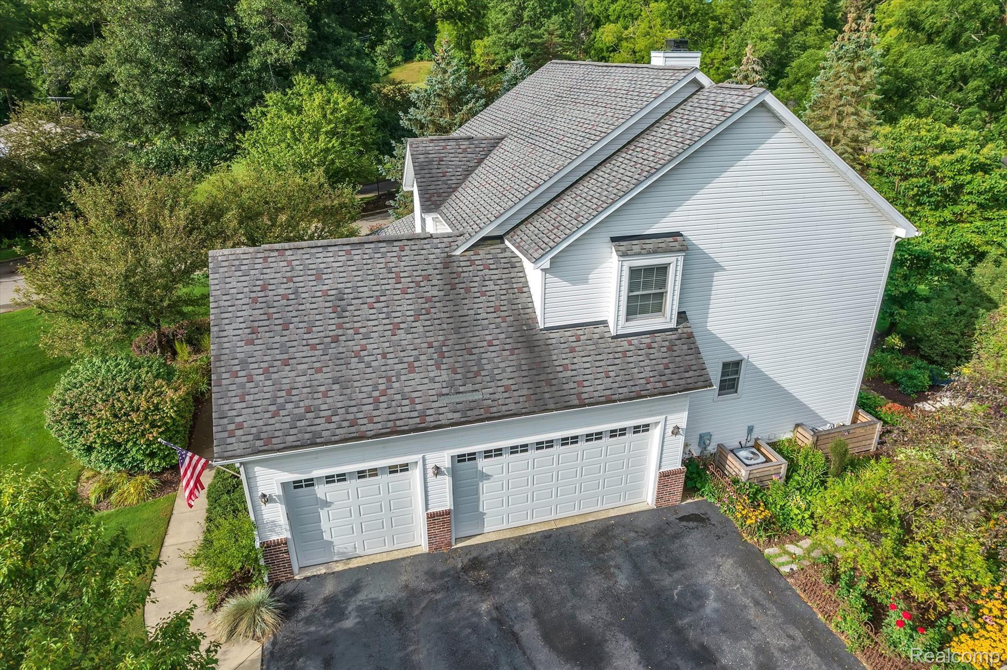 2074 Ricks Court Brighton, MI 48114 - Photo 42 of 49 68-2074-Ricks-Ct-Windowstill-Real-Estate-Photography-25.jpg