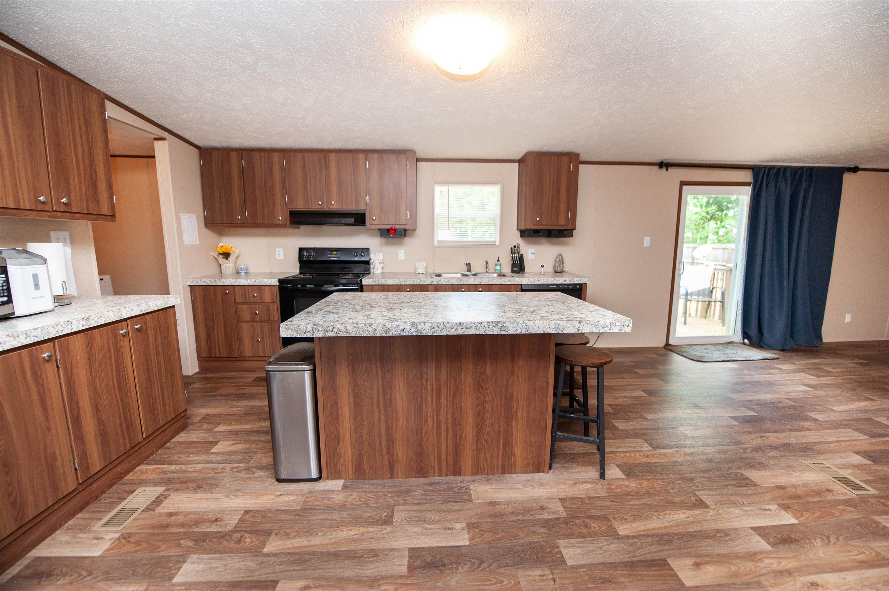 506 West Manning Street Chesnee, SC 29323 - Photo 8 of 47