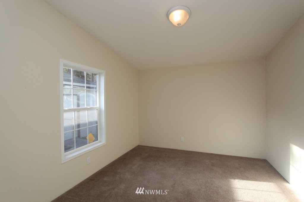1157 Coal Creek Road Longview, WA 98632 - Photo 14 of 23