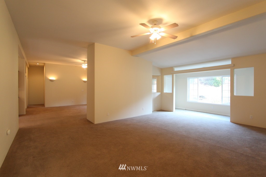 1157 Coal Creek Road Longview, WA 98632 - Photo 4 of 23