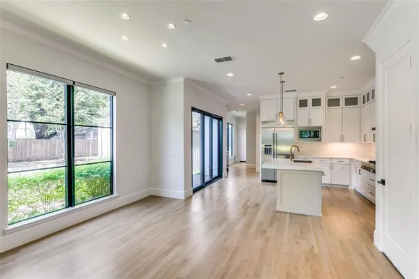 $10,000 | 4338 Emerson Avenue, University Park, TX 75205