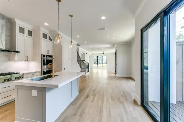 $10,000 | 4338 Emerson Avenue, University Park, TX 75205