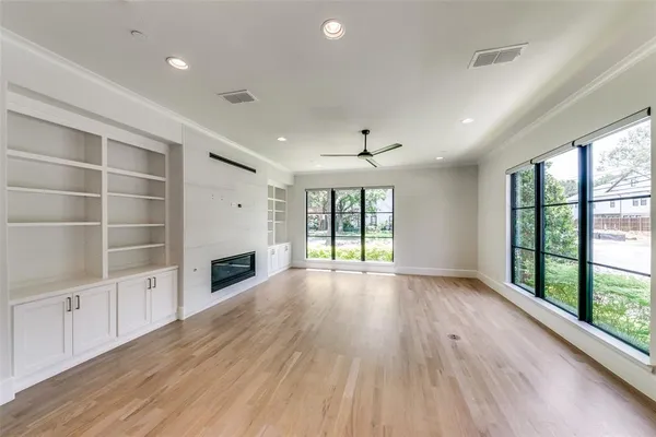 $10,000 | 4338 Emerson Avenue, University Park, TX 75205