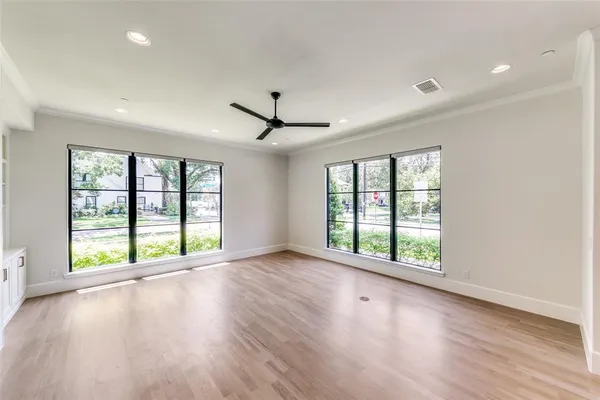 $10,000 | 4338 Emerson Avenue, University Park, TX 75205