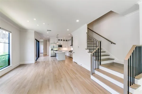 $10,000 | 4338 Emerson Avenue, University Park, TX 75205