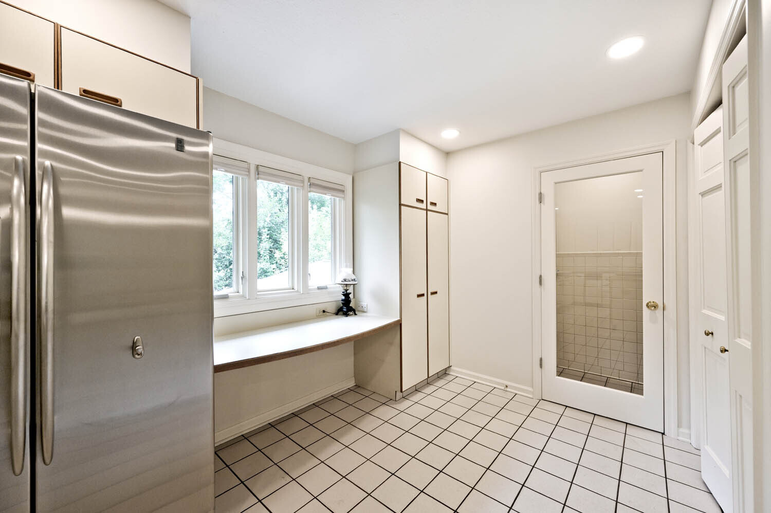 5042 Fall Creek Road Indianapolis, IN 46220 - Photo 19 of 58