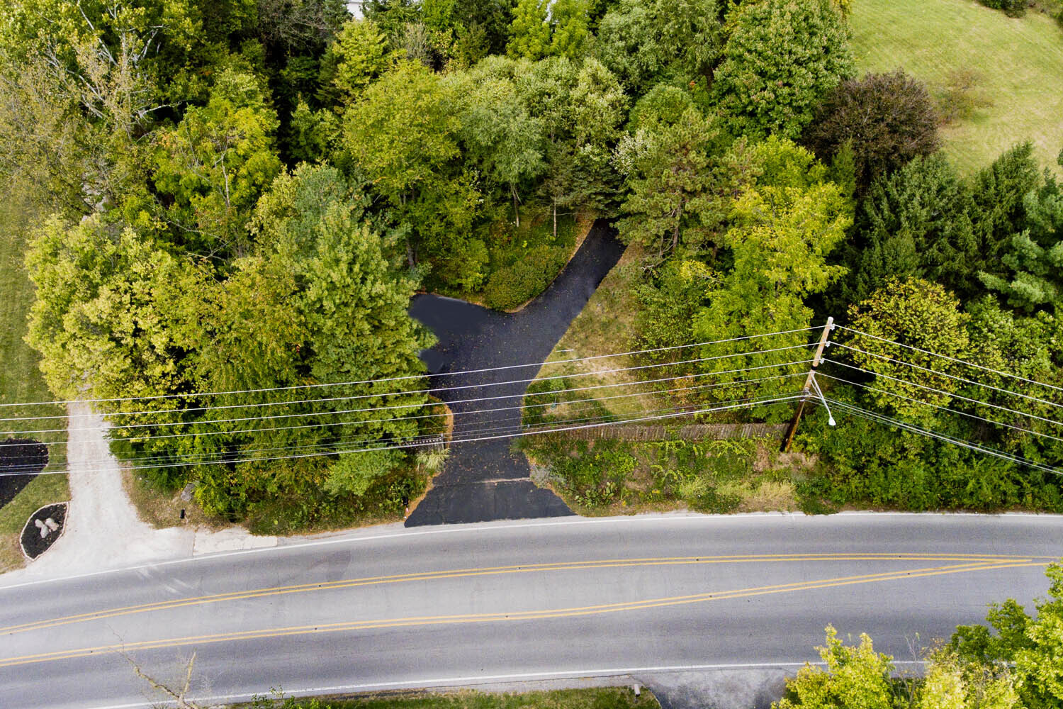 5042 Fall Creek Road Indianapolis, IN 46220 - Photo 41 of 58