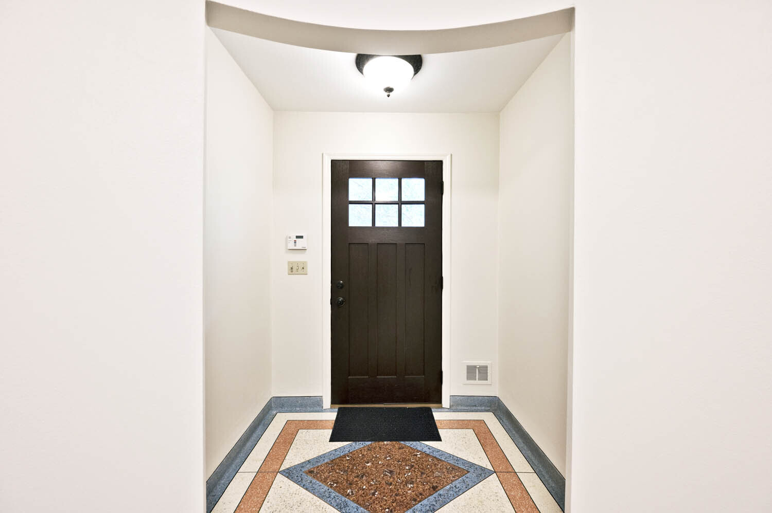 5042 Fall Creek Road Indianapolis, IN 46220 - Photo 6 of 58