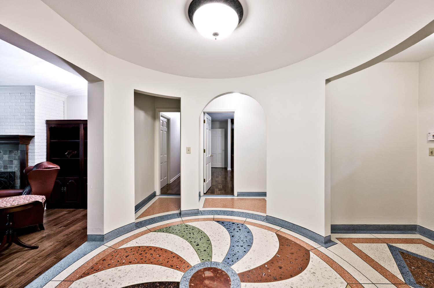 5042 Fall Creek Road Indianapolis, IN 46220 - Photo 8 of 58