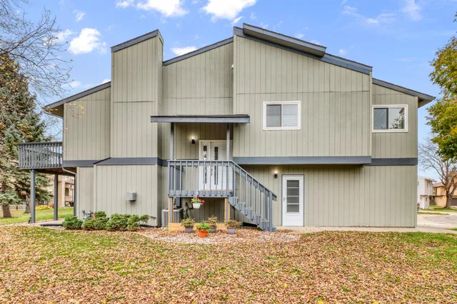 $249,000 | 38 Fremont Drive South, Fargo, ND 58103