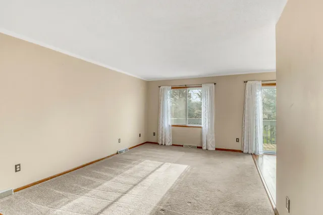 $249,000 | 38 Fremont Drive South, Fargo, ND 58103