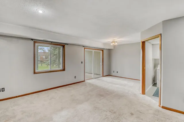 $249,000 | 38 Fremont Drive South, Fargo, ND 58103