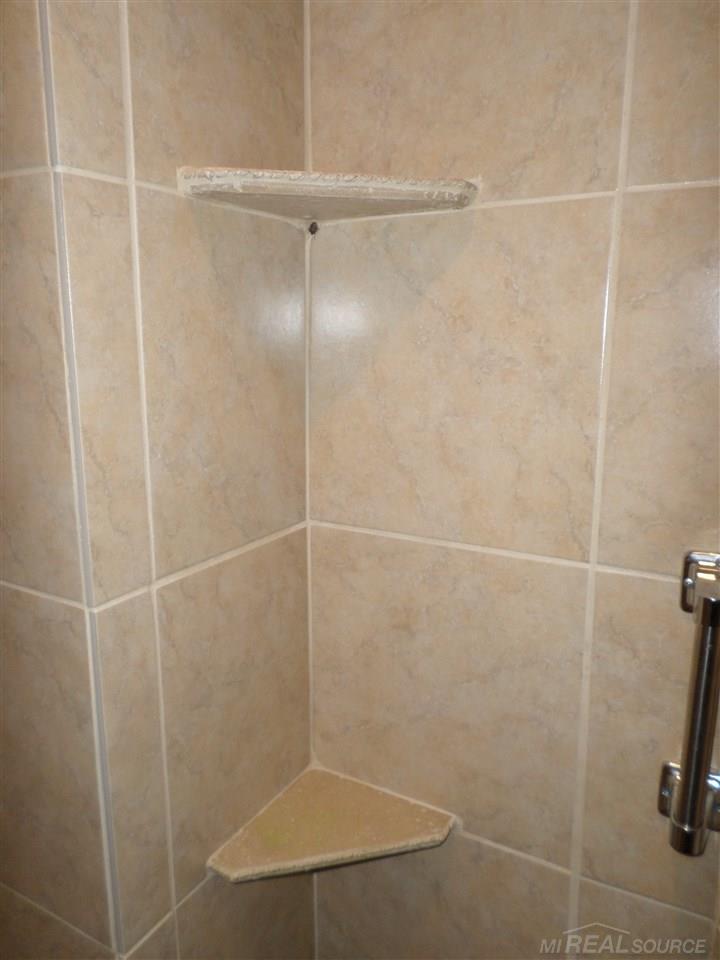 3480 John R Road Rochester, MI 48307 - Photo 21 of 40 31363775-20.JPG