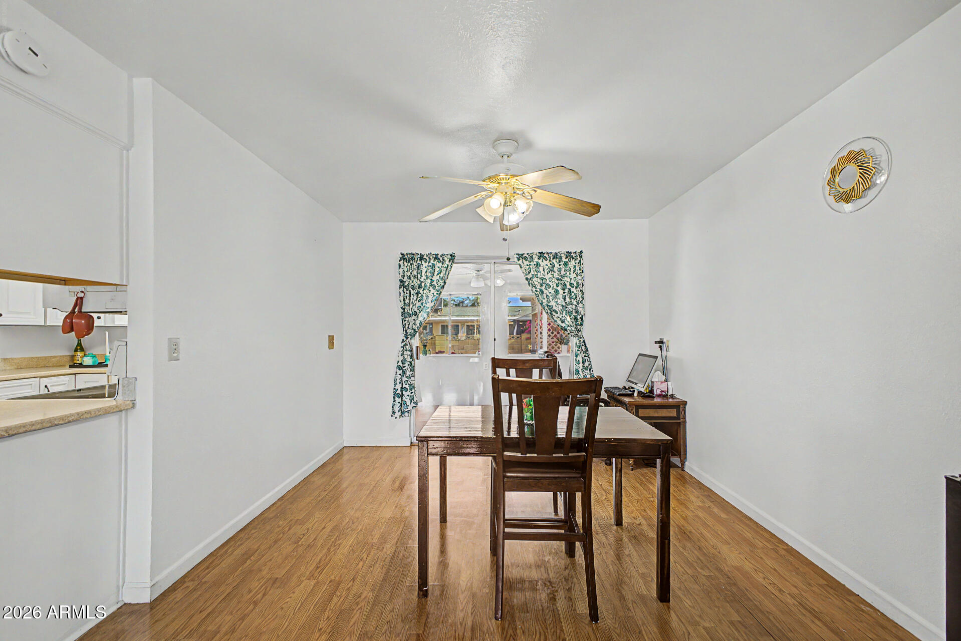 5519 Casper Road Mesa, AZ 85205 - Photo 9 of 37