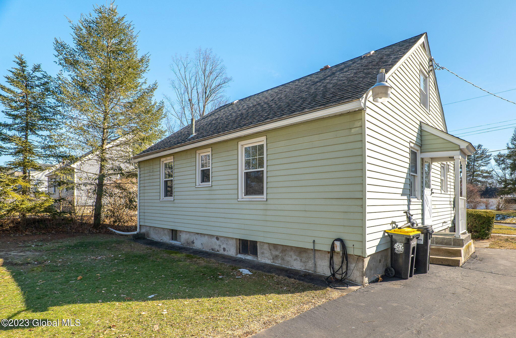 2016 Pyle Road Rotterdam, NY 12303 - Photo 32 of 36 32-web-or-mls-2016PyleRd-32