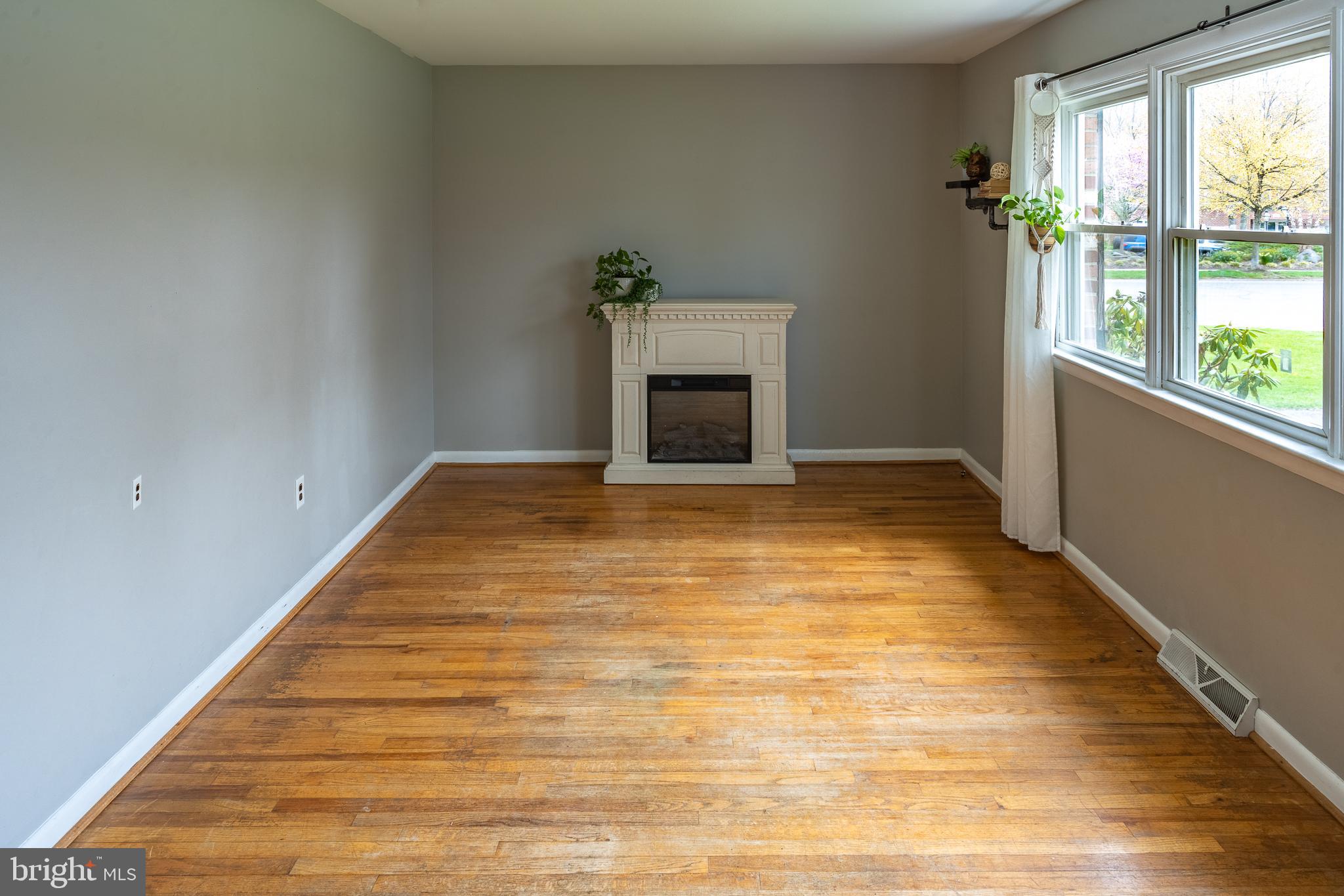 400 West Marion Street Lititz, PA 17543 - Photo 12 of 32 Gallery Image 12
