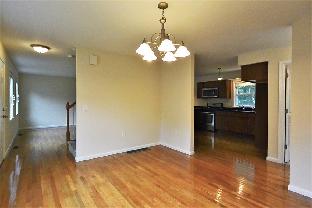 25 Woodlawn Road Randolph, MA 02368 - Photo 14 of 27 Gallery Image 14