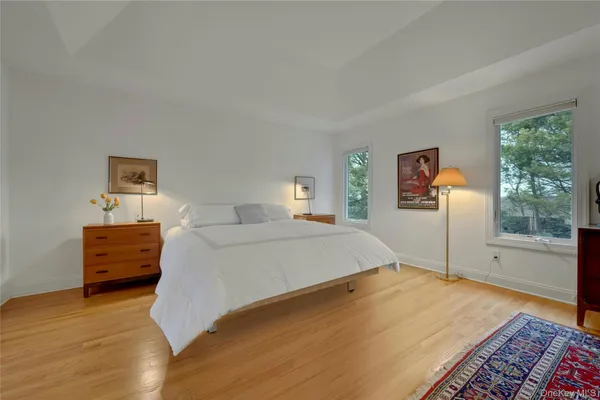 $1,299,000 | 8 Justine Court, Briarcliff Manor, NY 10510