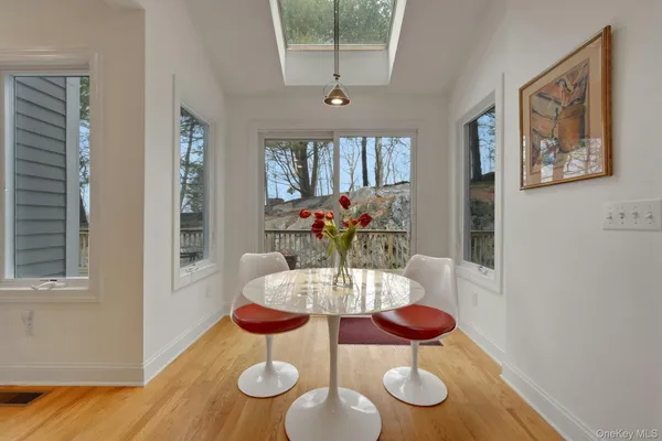 $1,299,000 | 8 Justine Court, Briarcliff Manor, NY 10510