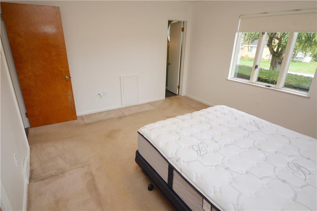 986 Ridge Road Ambridge, PA 15003 - Photo 20 of 37