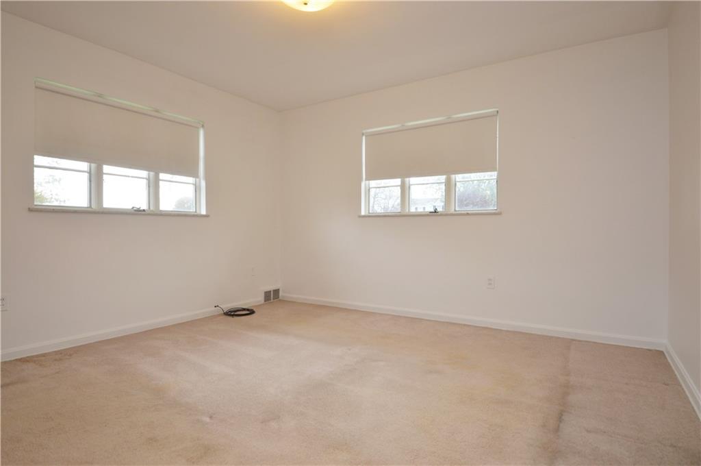 986 Ridge Road Ambridge, PA 15003 - Photo 23 of 37