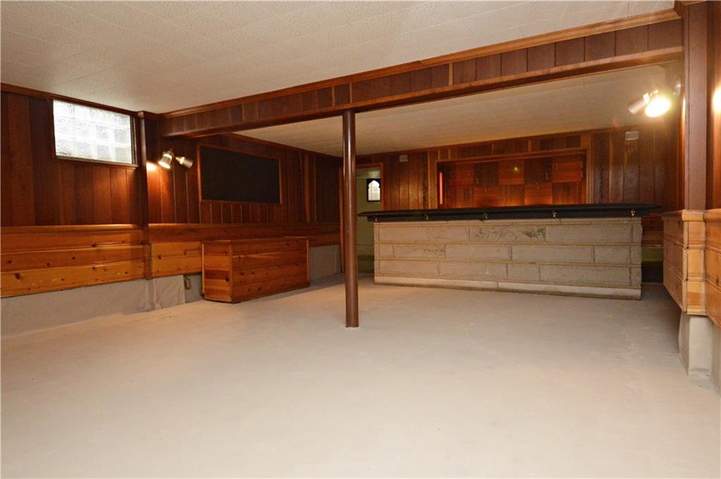 986 Ridge Road Ambridge, PA 15003 - Photo 28 of 37