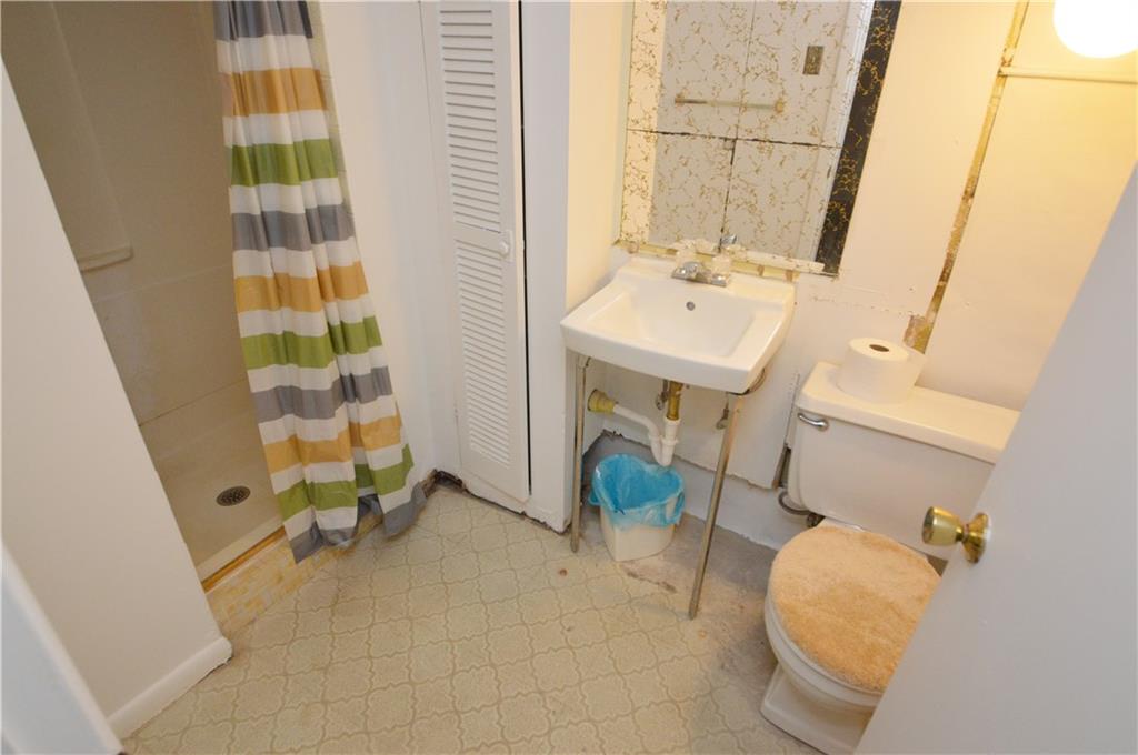 986 Ridge Road Ambridge, PA 15003 - Photo 29 of 37