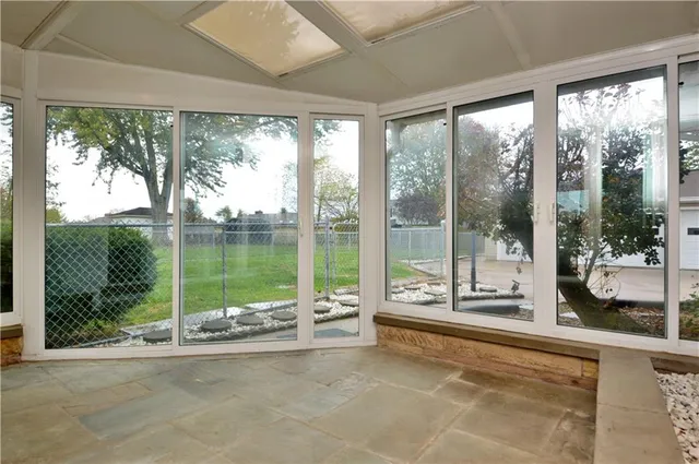 $299,000 | 986 Ridge Road, Ambridge, PA 15003