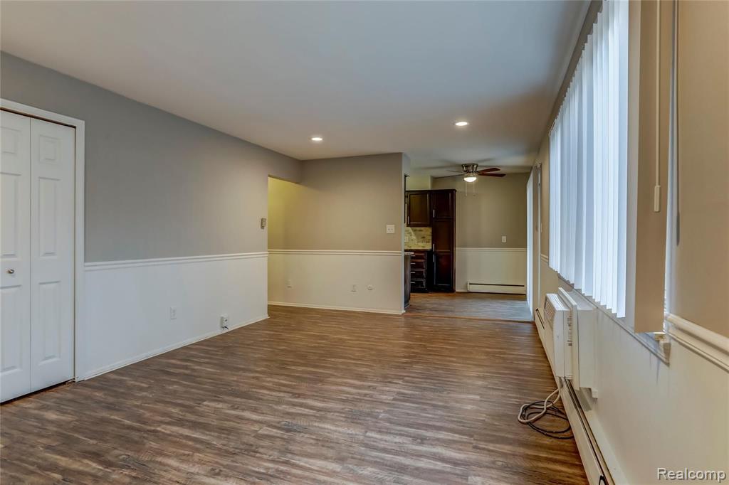2177 Decker Road, Unit 53 Walled Lake, MI 48390 - Photo 7 of 16