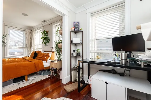 $4,000 | 632 East Broadway, Unit 4, Boston, MA 02127