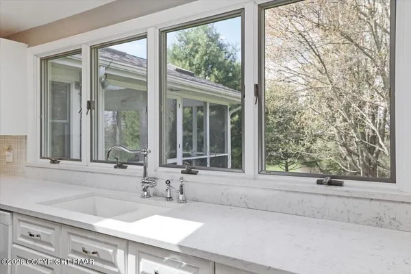 $599,000 | 120 Jermyn Drive, Clarks Summit, PA 18411