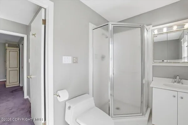 $599,000 | 120 Jermyn Drive, Clarks Summit, PA 18411