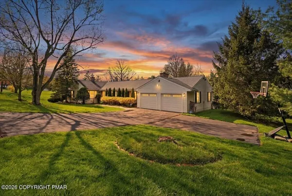 $599,000 | 120 Jermyn Drive, Clarks Summit, PA 18411