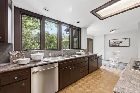 $1,225,000 | 1517 Manzanita Avenue, Santa Rosa, CA 95404