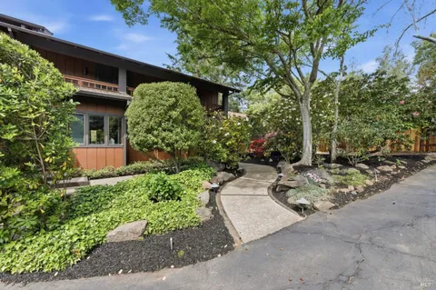 $1,225,000 | 1517 Manzanita Avenue, Santa Rosa, CA 95404