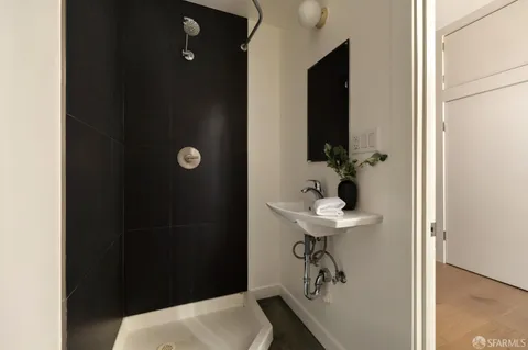 $1,395,000 | 3345 22nd Street, San Francisco, CA 94110