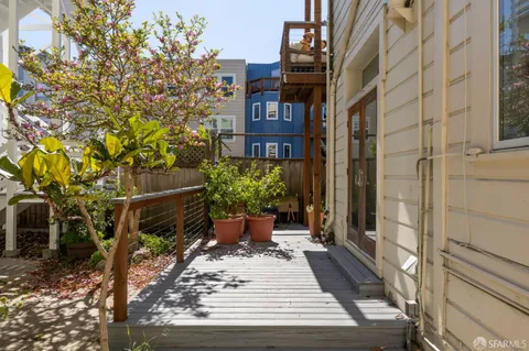 $1,395,000 | 3345 22nd Street, San Francisco, CA 94110